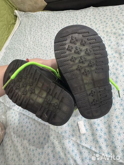 Ботинки зимние детские 18