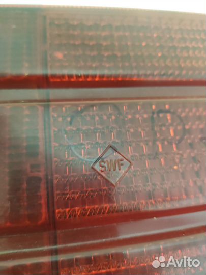 Opel Rekord E правый фонарь седан