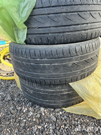 Continental CrossContact UHP E 255/55 R18