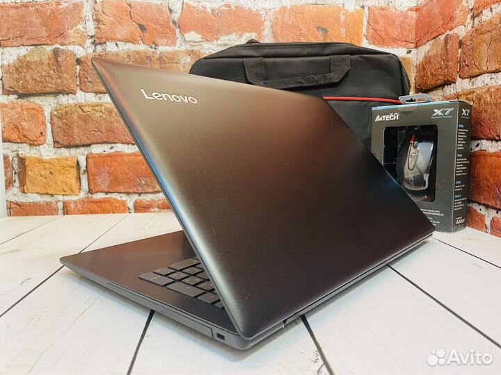 Ноутбук Lenovo