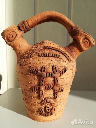 Декоративная глиняная ваза авторской работы