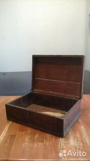 Шкатулка старинная 19 века. Дерево