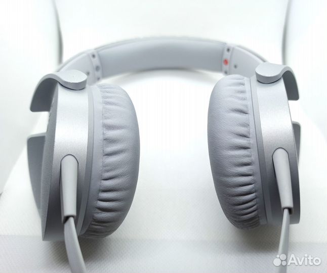 Наушники Sony MDR-XB550