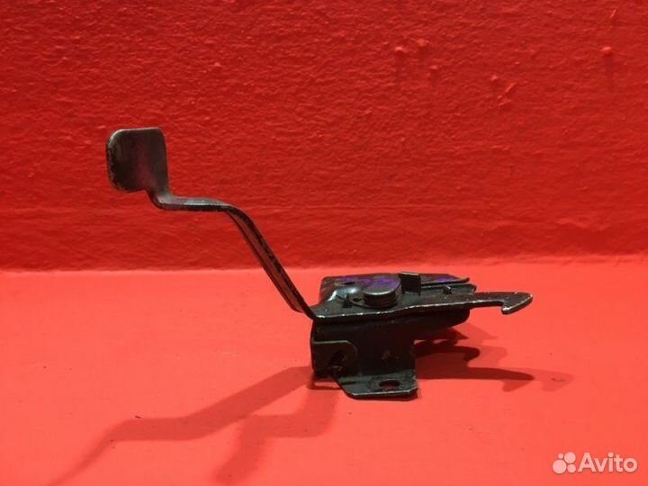 Замок капота передний Hyundai Sonata EF G4JP 2004