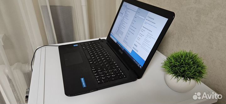Ноутбук Asus X554L i3 5005u