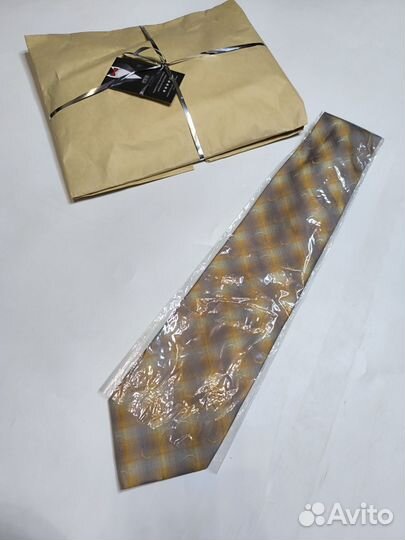 Новый галстук Casiucas