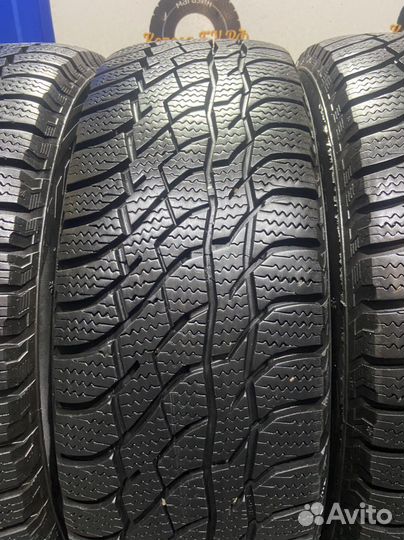 Viatti Bosco S/T V-526 215/60 R17 96T
