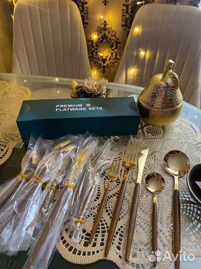 Набор столовых приборов новый