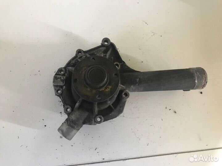 Помпа mercedes W202 C-class M111