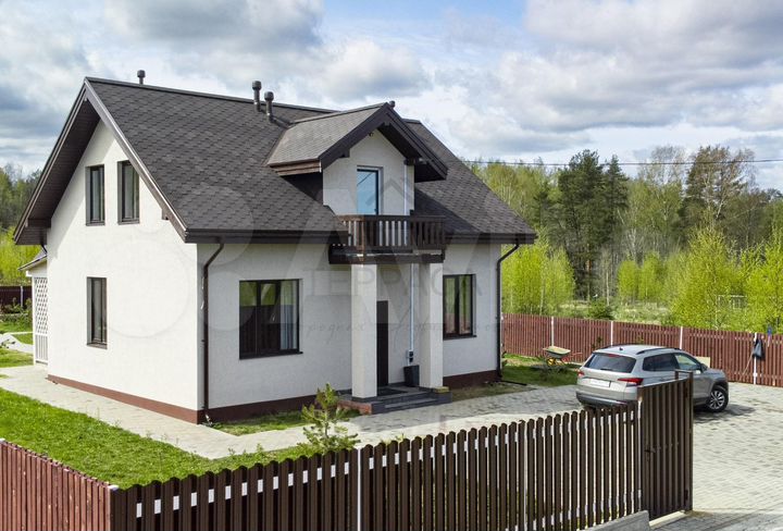 Дом 180 м² на участке 10,5 сот.