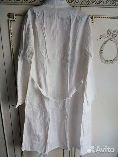 Медицинские халаты 1999 год 56-58 размер