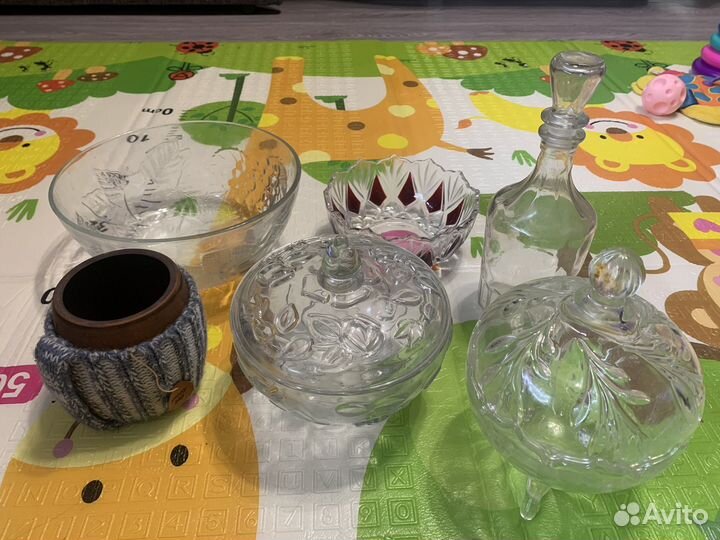 Набор салатников с крышками