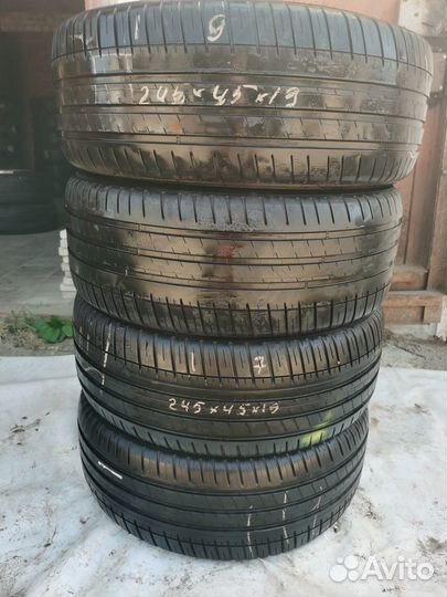 Michelin Pilot Sport 3 245/45 R19 102Y