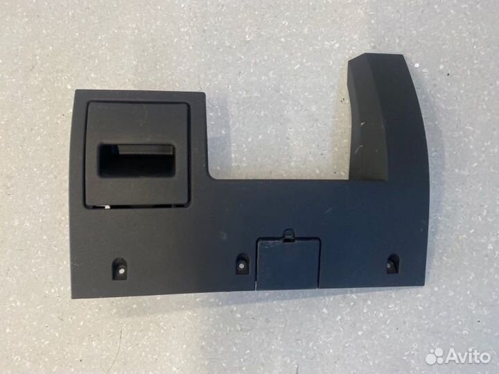 Накладка под рулевую колонку Ford Fusion 1.4