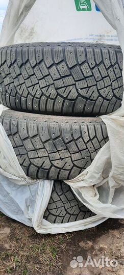 Continental IceContact 2 215/65 R16