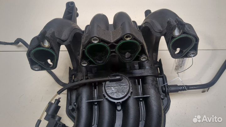 Коллектор впускной Volkswagen Touran, 2006