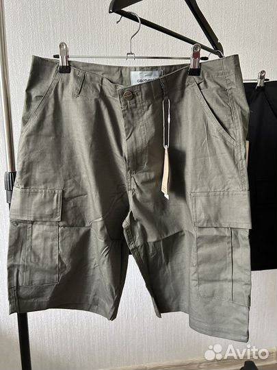 Шорты Carhartt