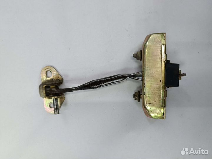 Ограничитель крышки багажника Chery Tiggo T11