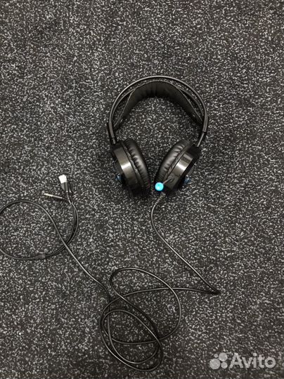 Игровые наушники с микрофоном