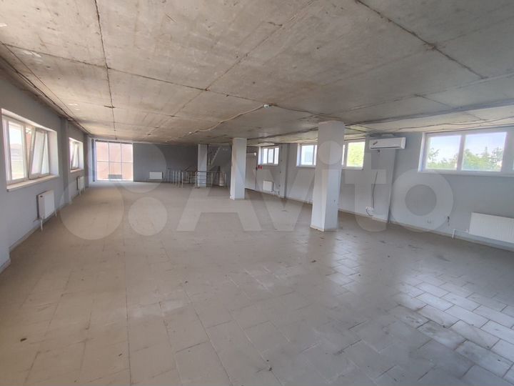 Офисное помещение на Дзержинского, 195 кв.м