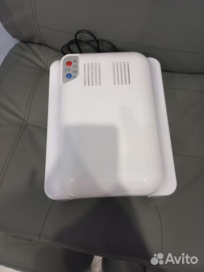 Ультрафиолетовая лампа