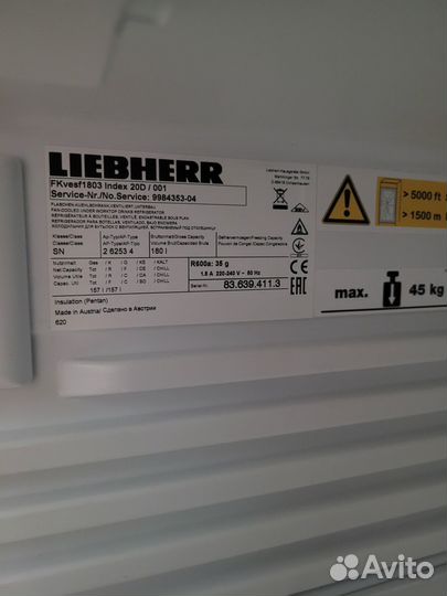 Холодильный шкаф Liebherr fkvesf 1803