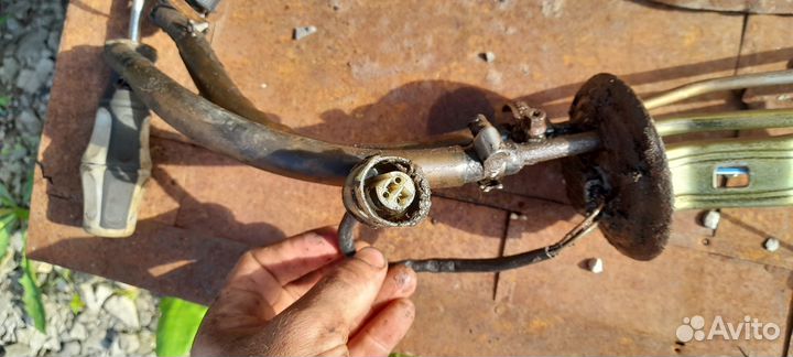 Арматура топливного бака Galloper/Pajero