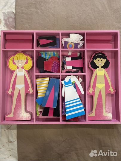 Кукла с одеждой на магнитах