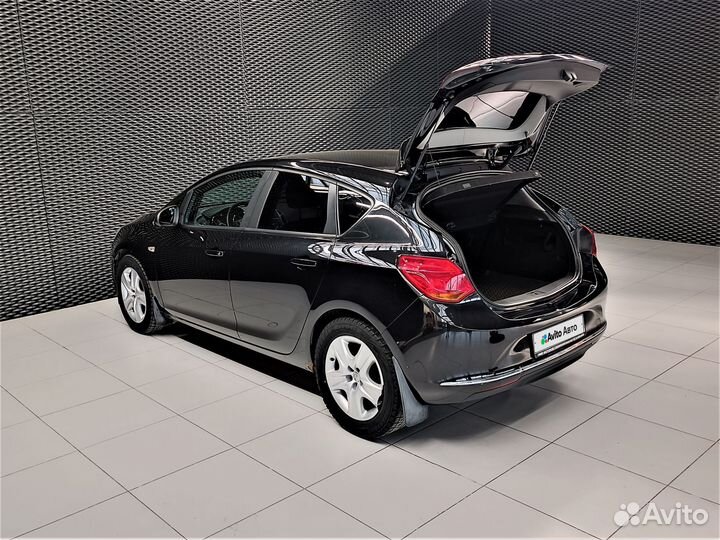 Opel Astra 1.6 МТ, 2012, 143 500 км