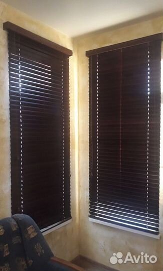 Горизонтальные жалюзи на пластиковые окна