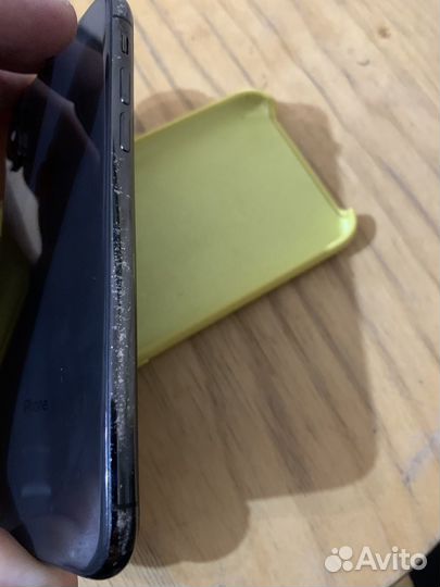 iPhone Xs, 64 ГБ