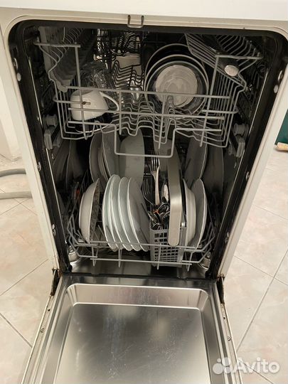 Посудомоечная машина Electrolux