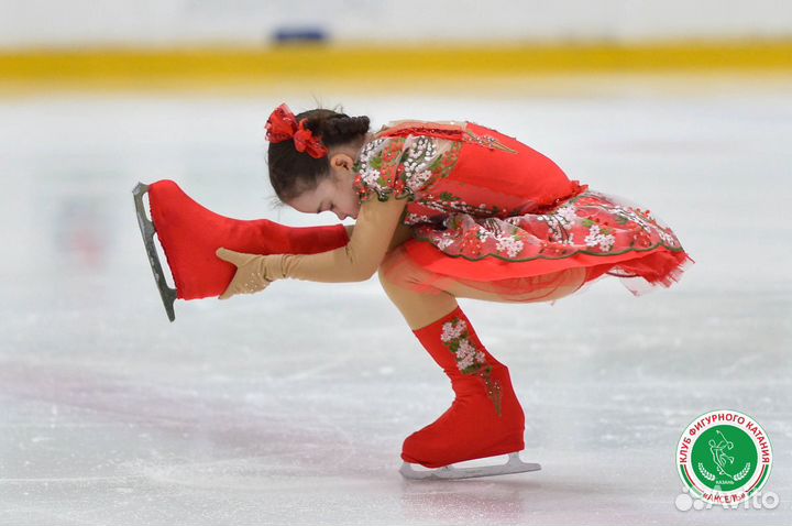 Платье для фигурного катания