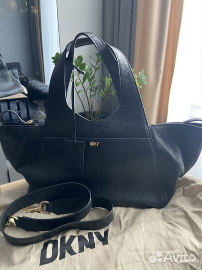 Новая сумка из натуральной кожи dkny