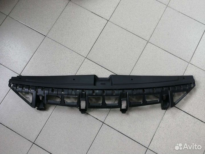 Накладка замка капота Солярис 2./17по20г