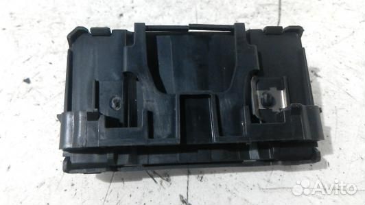 Картоприемник renault megane 2 (68R19QK01)