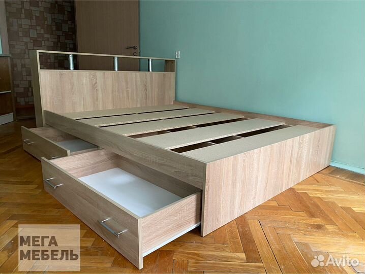 Кровать