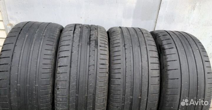 Pirelli P Zero PZ4 285/40 R21 109Y