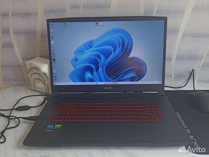 Игровой ноутбук msi katana gf 7611uc