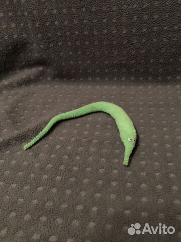 Игрушка червячок