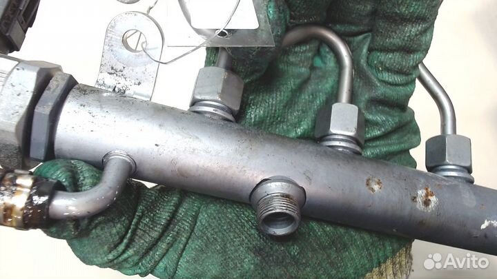 Рампа топливная Chrysler 300C, 2006