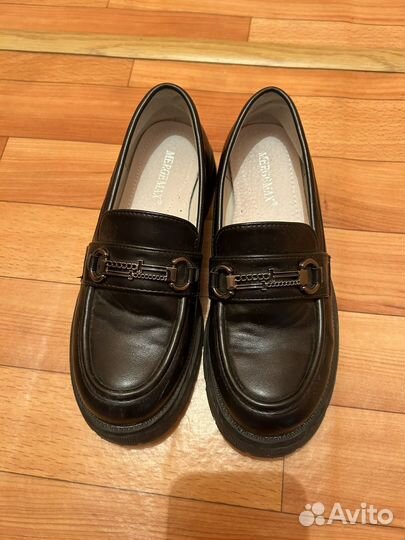 Лоферы для девочки 35