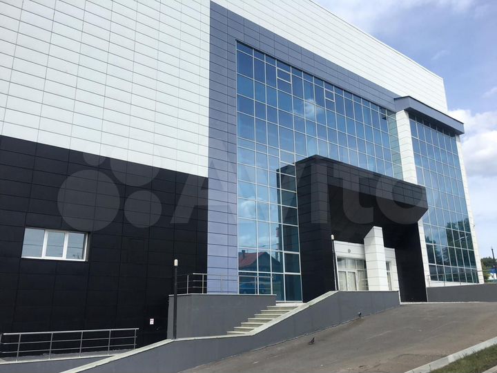 Торговая площадь, 2300 м²