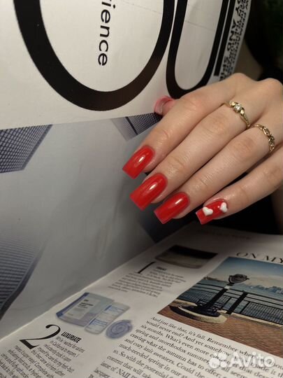 Услуги маникюра и педикюра