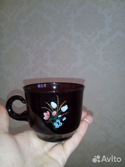 Сервиз из темного стекла