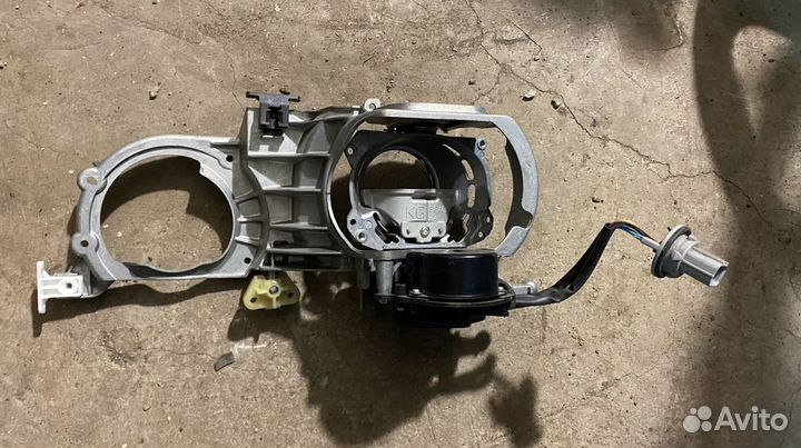 Поворотный механиз фар Honda Legend 4