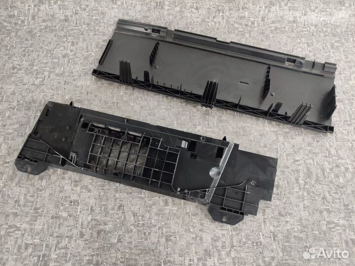 Корпус блоков управления Mercedes E W211 3.0 M272