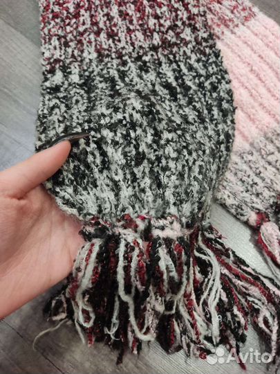 Комплект из шапки и шарфа