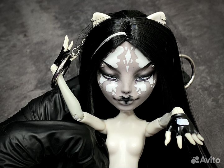 Куклы monster high ооак Моаника Серый Далматин