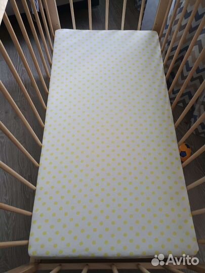 Кроватка детская